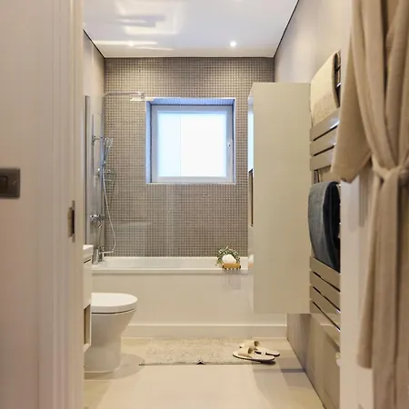 Апартаменты The Wembley Park Arms - Modern 2Bdr Flat With Parking + Balcony Лондон Экстерьер фото