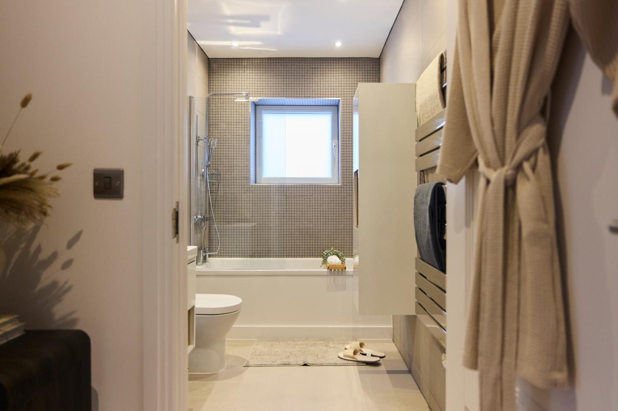 Апартаменты The Wembley Park Arms - Modern 2bdr Flat With Parking + Balcony Лондон